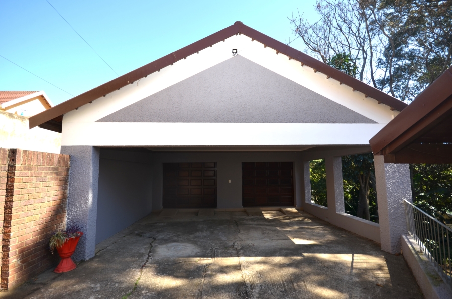 4 Bedroom Property for Sale in Vincent Heights Eastern Cape